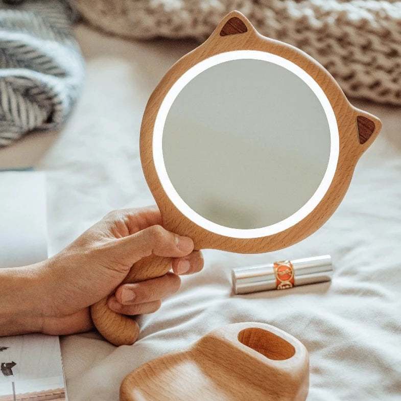 Miss Meow - LED Cosmetic Mirror natutopia